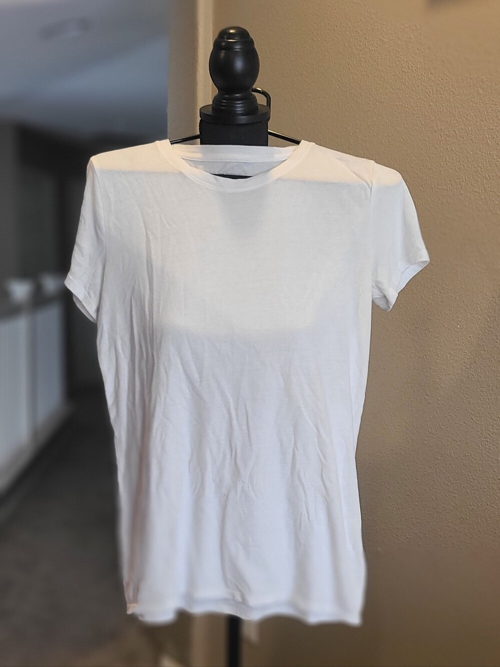PINK Victoria's Secret Classic White Crew Short Sleeve Tee